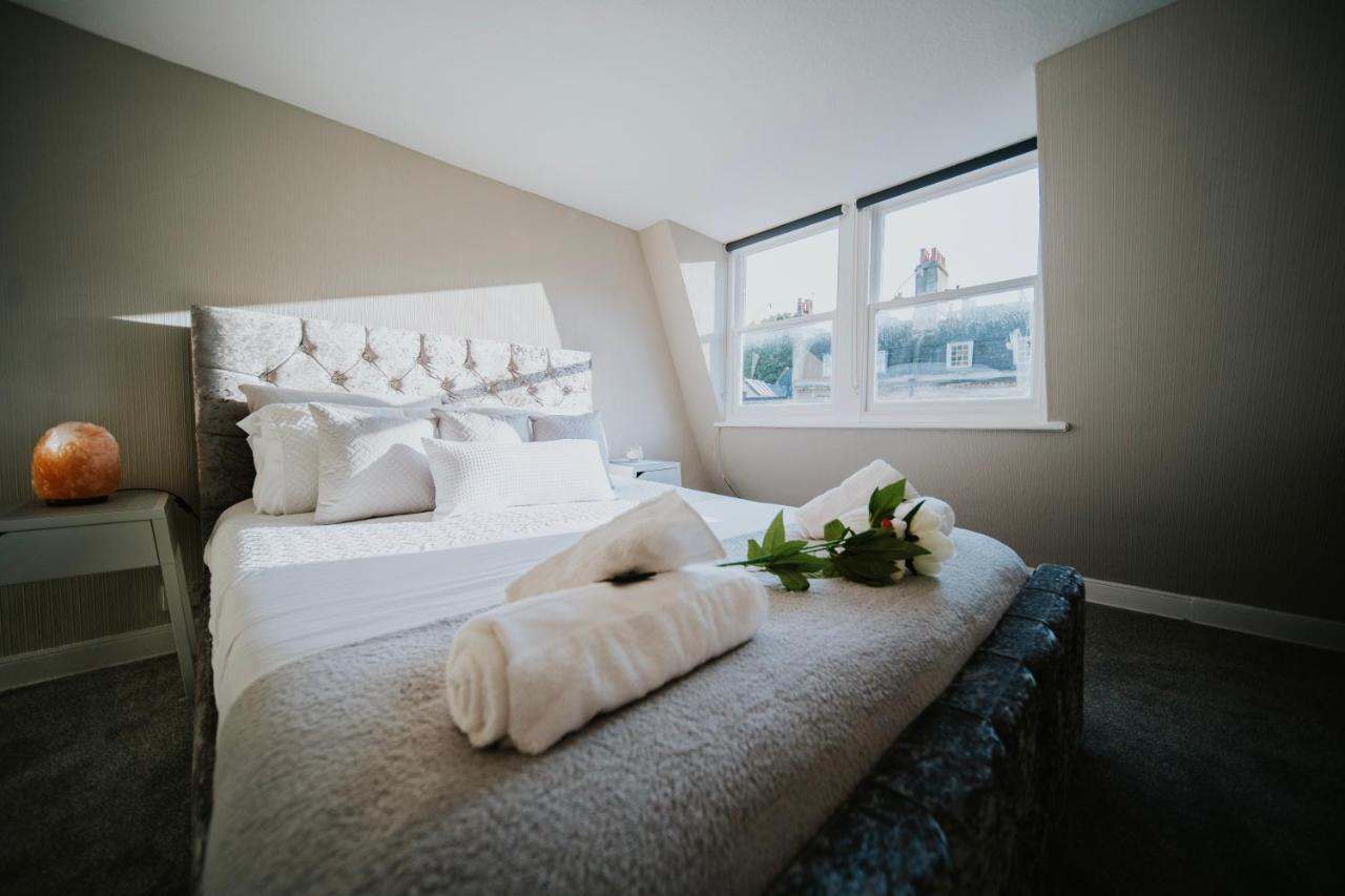 Roman Penthouse- City Skyline Views, 4K Tvs, 5G Wifi And More! Apartment Bath Exterior foto